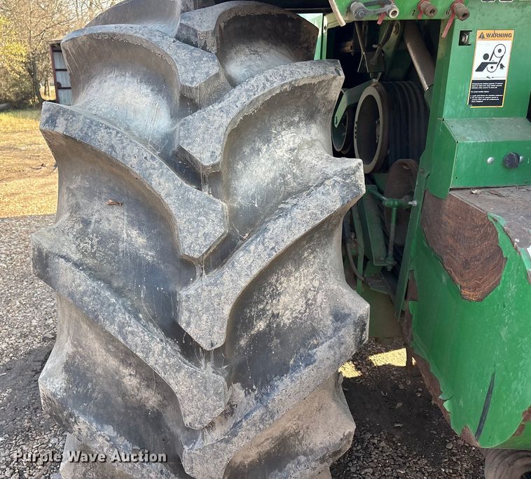 image for item EG8308 2011 John Deere 7950 forage harvester