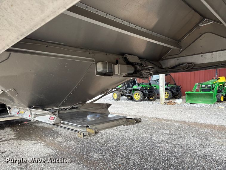 image for item EM0055 2024 Timpte Super Hopper grain trailer