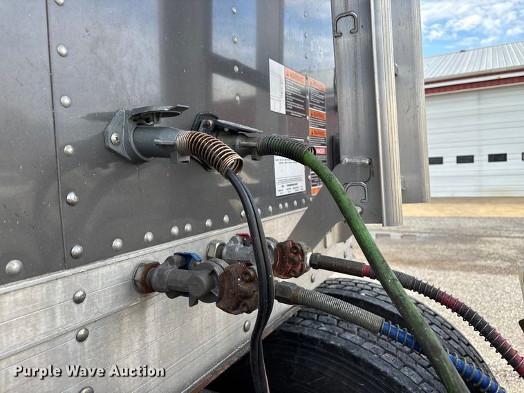 image for item EM0055 2024 Timpte Super Hopper grain trailer