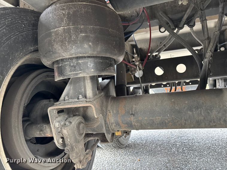 image for item EM0055 2024 Timpte Super Hopper grain trailer