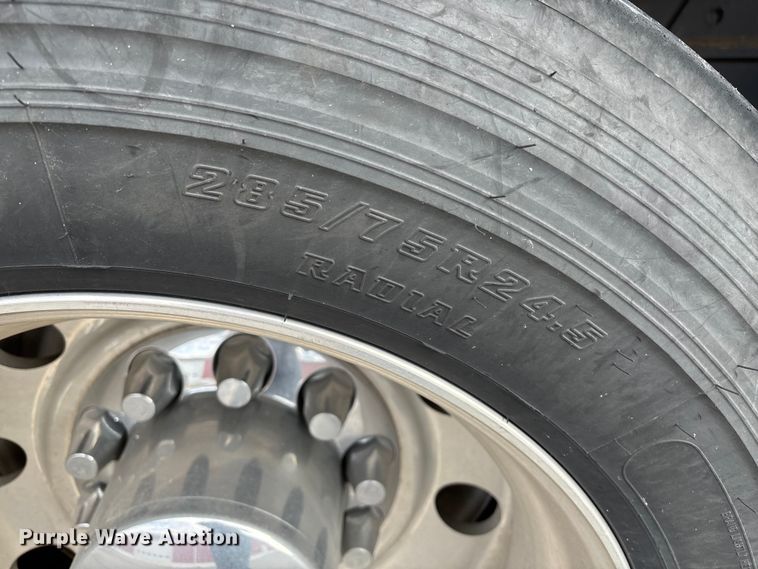 image for item EM0055 2024 Timpte Super Hopper grain trailer