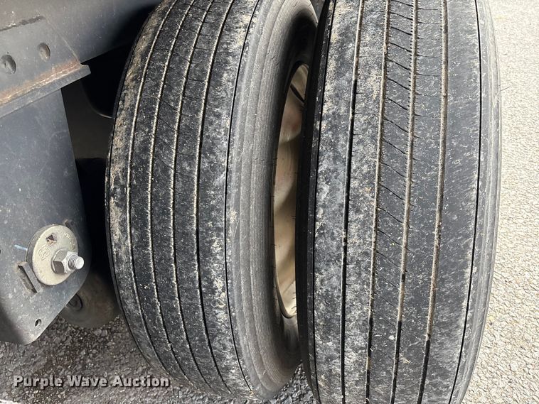 image for item EM0055 2024 Timpte Super Hopper grain trailer