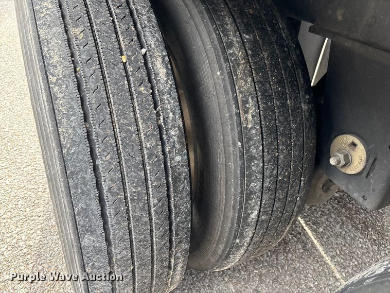 image for item EM0055 2024 Timpte Super Hopper grain trailer