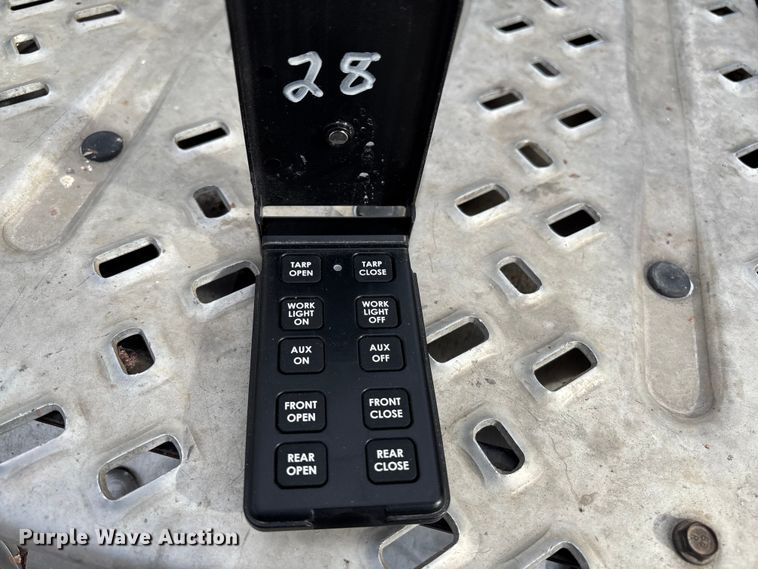 image for item EM0055 2024 Timpte Super Hopper grain trailer