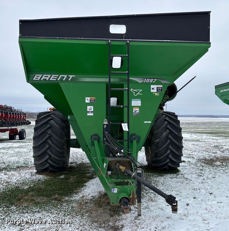 image for item EM0057 2009 Brent 1082 grain cart