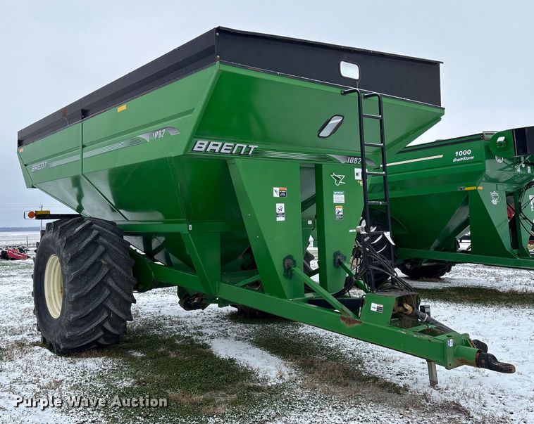 image for item EM0057 2009 Brent 1082 grain cart