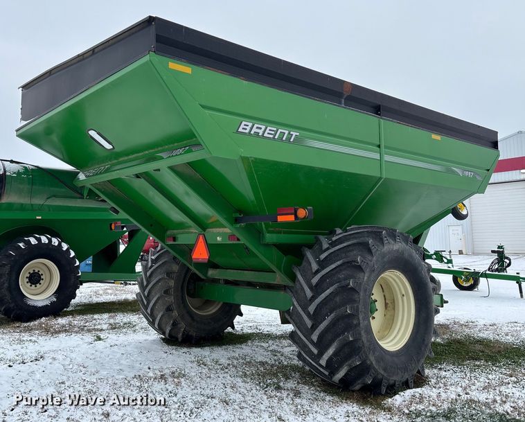 image for item EM0057 2009 Brent 1082 grain cart