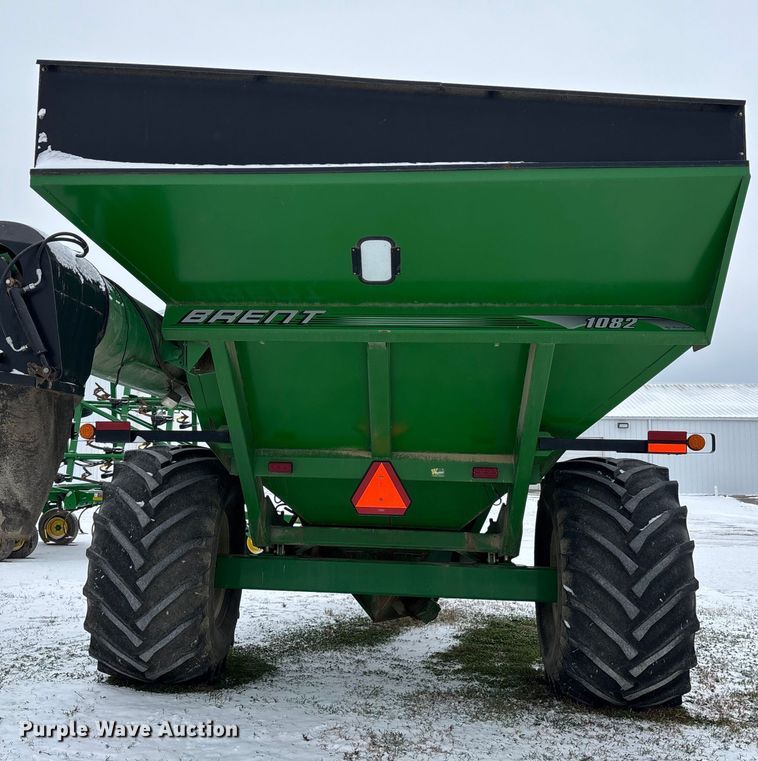 image for item EM0057 2009 Brent 1082 grain cart