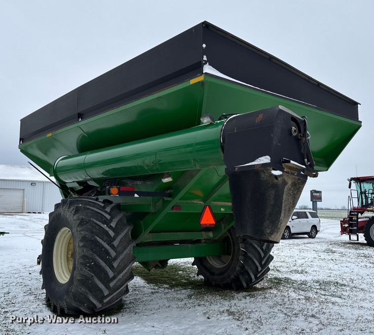 image for item EM0057 2009 Brent 1082 grain cart