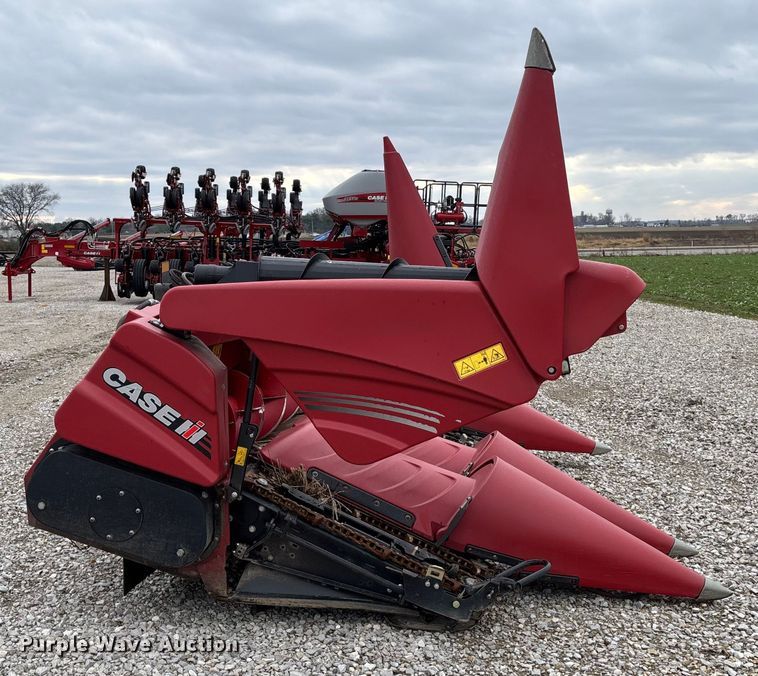 image for item EM0060 2022 Case 4412F corn head