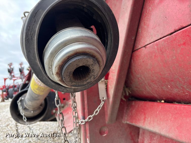 image for item EM0060 2022 Case 4412F corn head