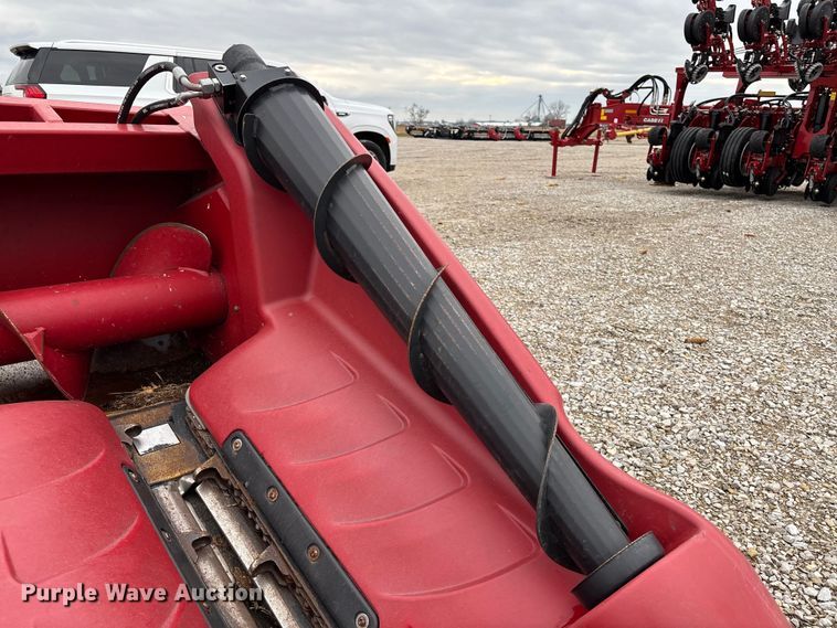 image for item EM0060 2022 Case 4412F corn head
