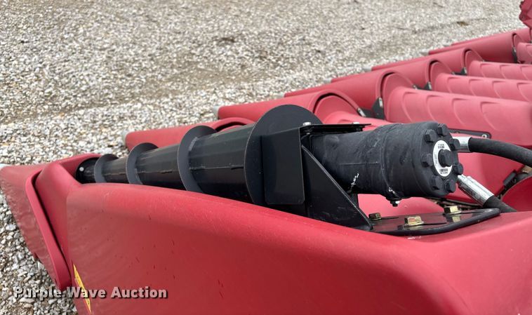 image for item EM0060 2022 Case 4412F corn head