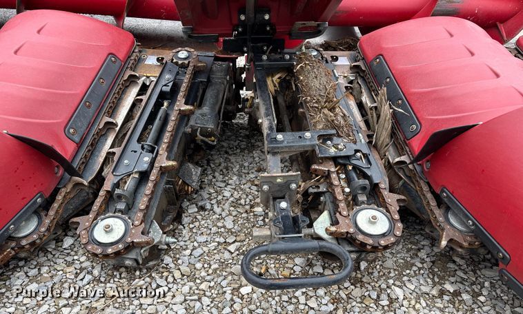 image for item EM0060 2022 Case 4412F corn head