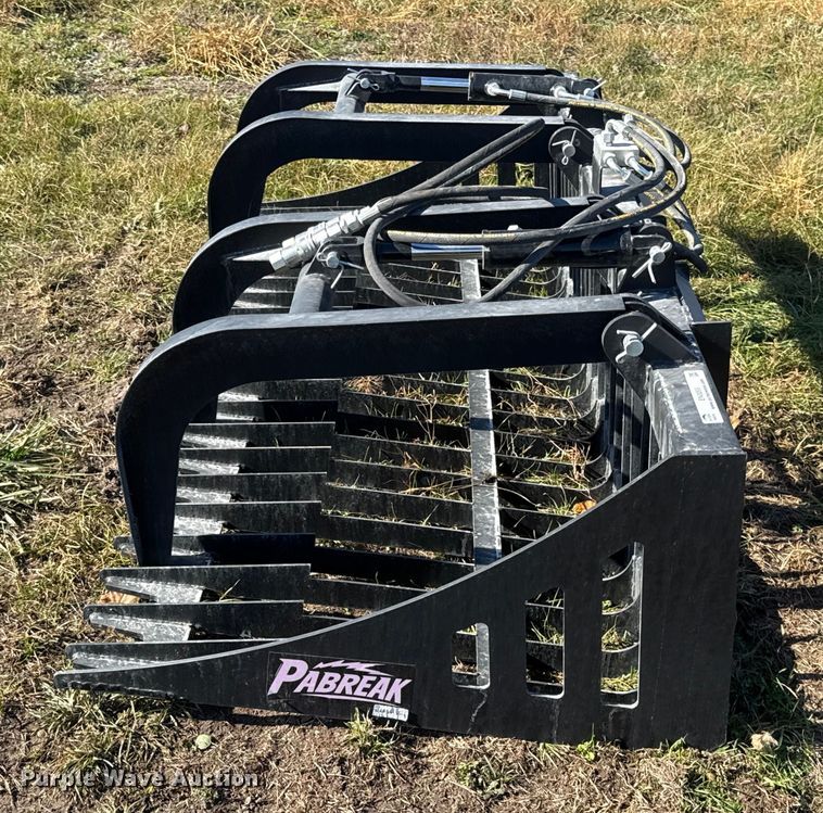 image for item EN0055 Pabreak skid steer rock grapple bucket