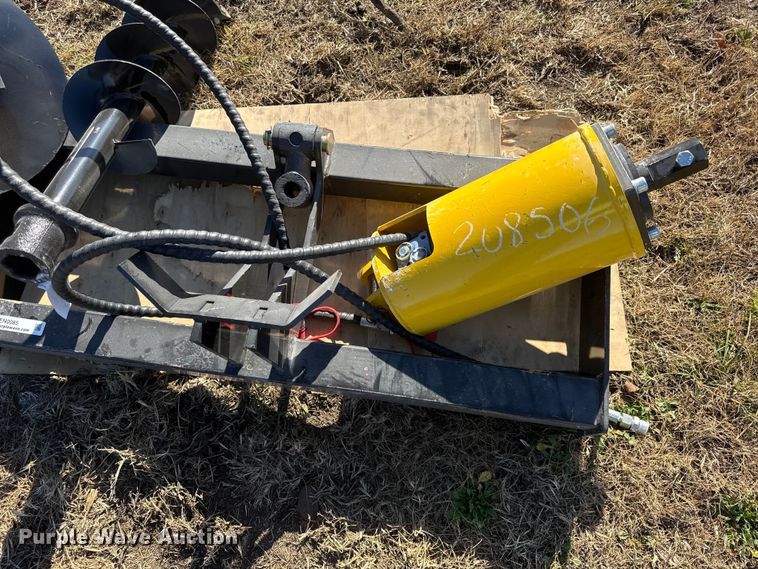 image for item EN0085 Miva skid steer auger