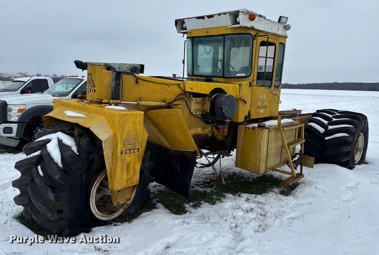 image for item EN0753 AG-Chem Big A 2500 applicator cab and chassis