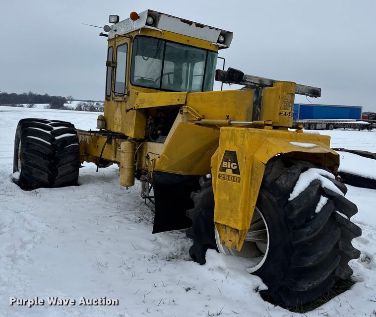 image for item EN0753 AG-Chem Big A 2500 applicator cab and chassis