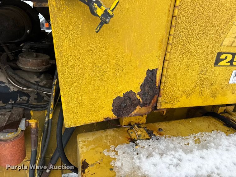 image for item EN0753 AG-Chem Big A 2500 applicator cab and chassis