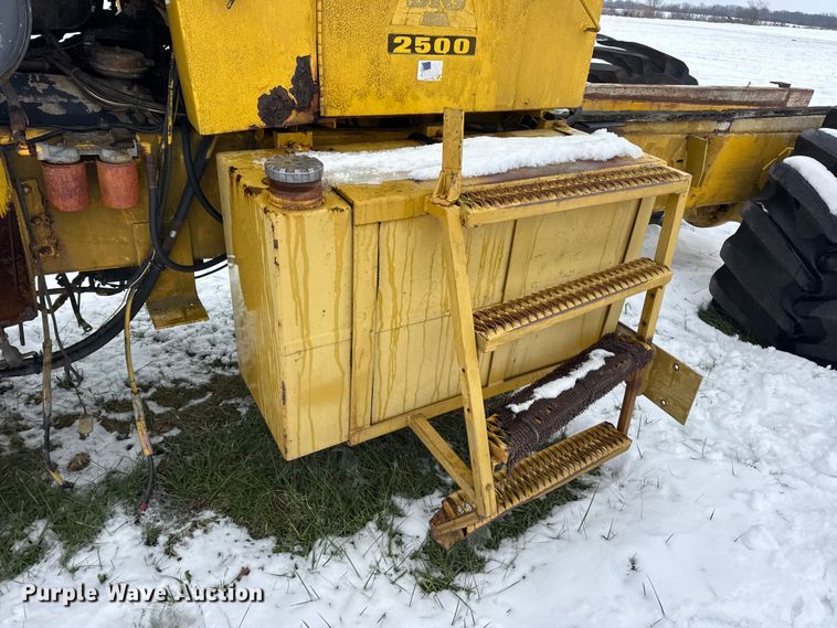 image for item EN0753 AG-Chem Big A 2500 applicator cab and chassis