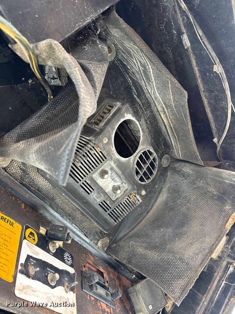 image for item EN0753 AG-Chem Big A 2500 applicator cab and chassis