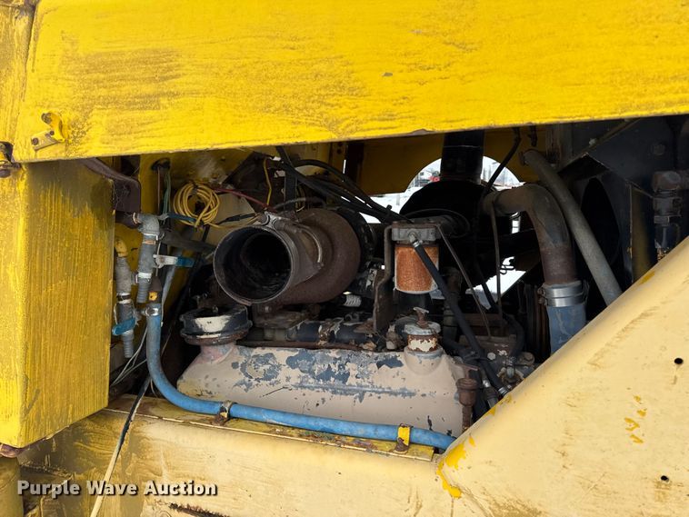 image for item EN0753 AG-Chem Big A 2500 applicator cab and chassis