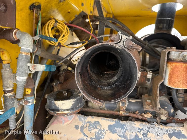 image for item EN0753 AG-Chem Big A 2500 applicator cab and chassis