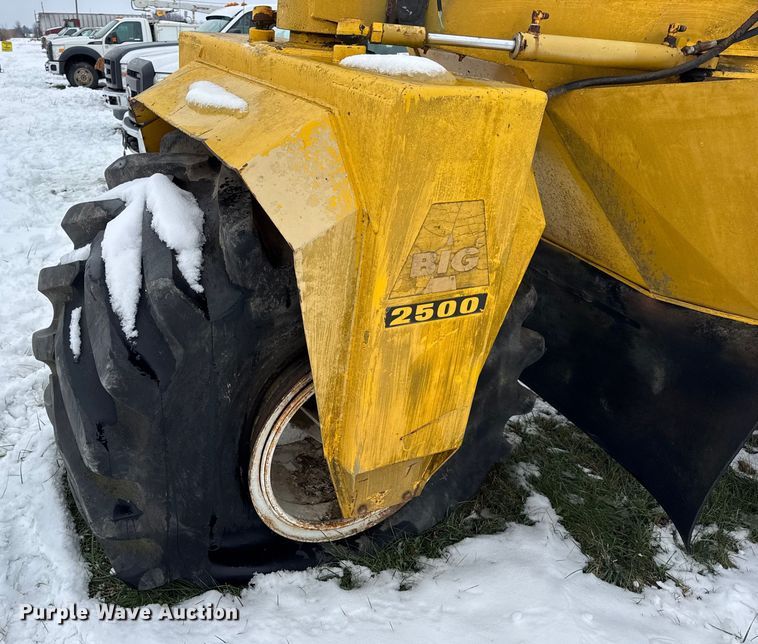 image for item EN0753 AG-Chem Big A 2500 applicator cab and chassis