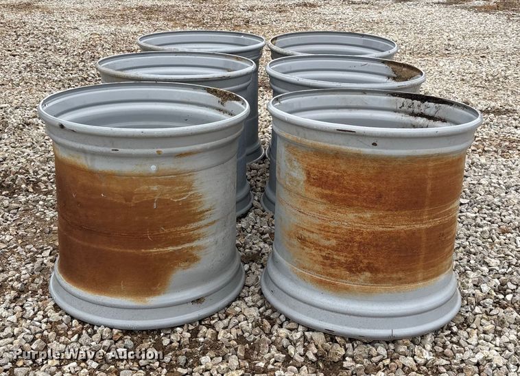 image for item EN5823 Tires and wheels