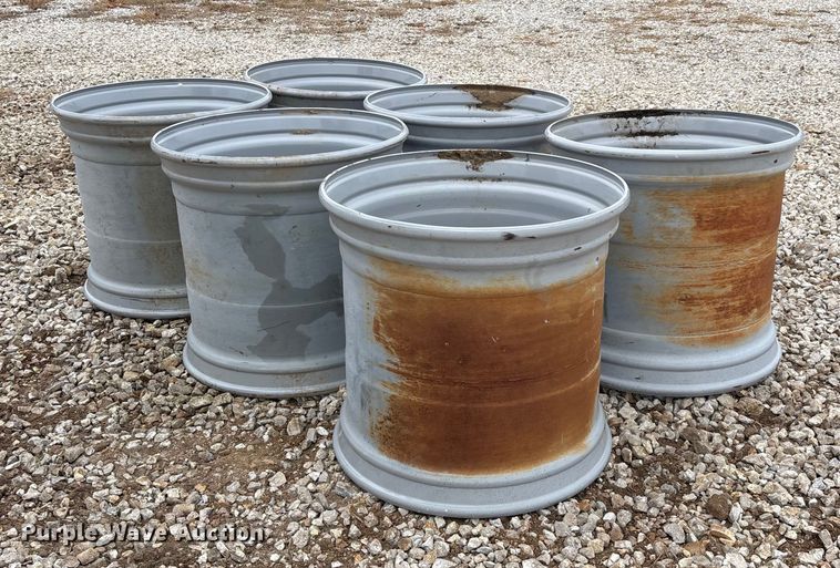 image for item EN5823 Tires and wheels