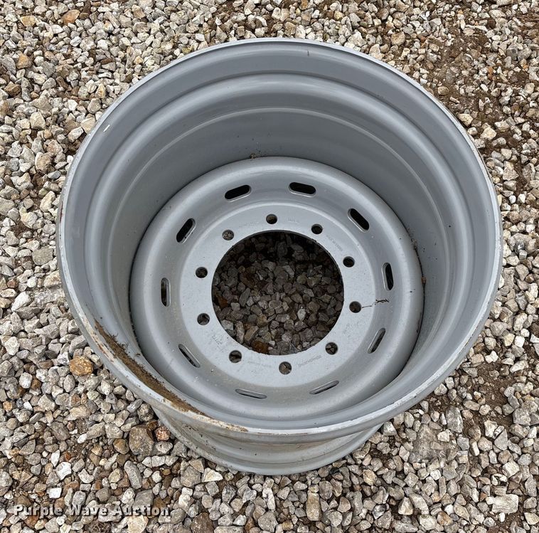 image for item EN5823 Tires and wheels