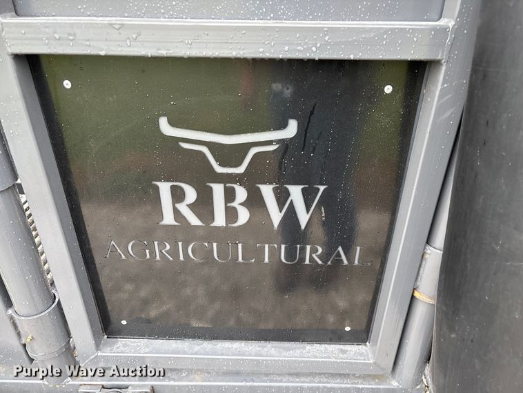 image for item EN5826 RBW Rancher XL livestock squeeze chute