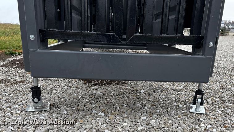 image for item EN5826 RBW Rancher XL livestock squeeze chute