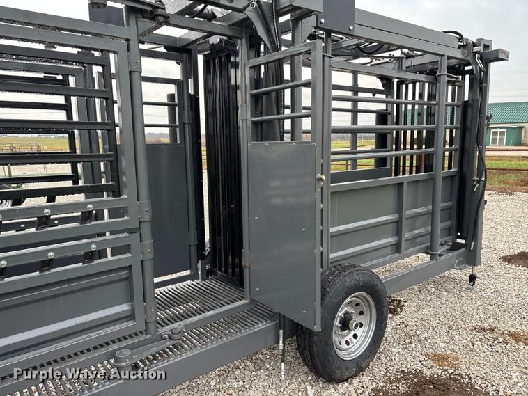 image for item EN5826 RBW Rancher XL livestock squeeze chute