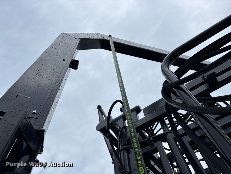 image for item EN5826 RBW Rancher XL livestock squeeze chute