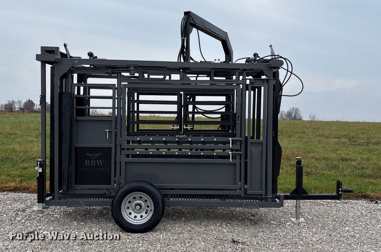 image for item EN5827 RBW Rancher livestock squeeze chute