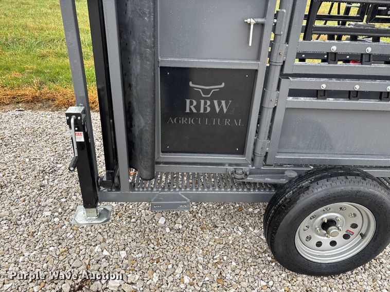 image for item EN5827 RBW Rancher livestock squeeze chute
