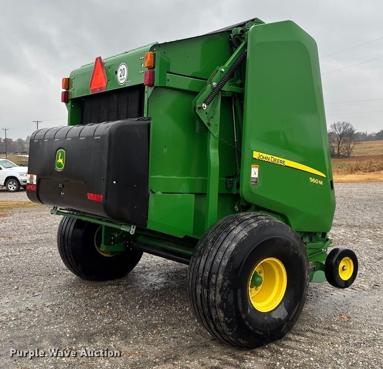 image for item EN5832 2022 John Deere 560 M round baler