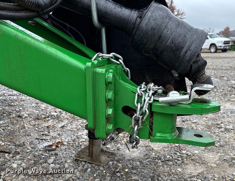 image for item EN5832 2022 John Deere 560 M round baler