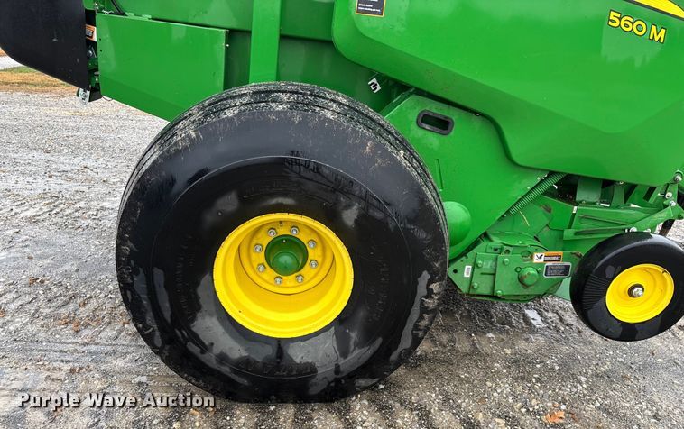 image for item EN5832 2022 John Deere 560 M round baler