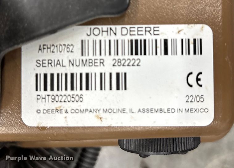 image for item EN5832 2022 John Deere 560 M round baler