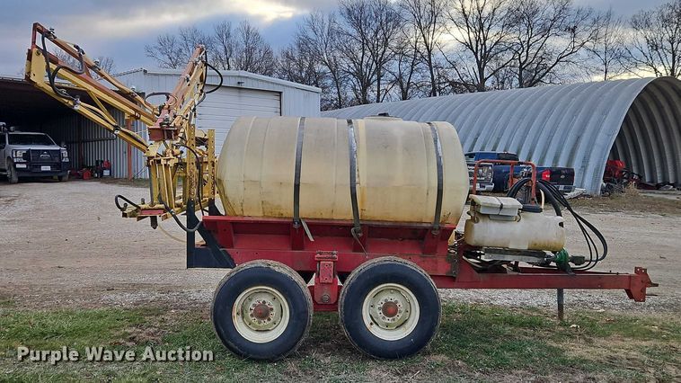 image for item EO4879 Hiniker Company sprayer