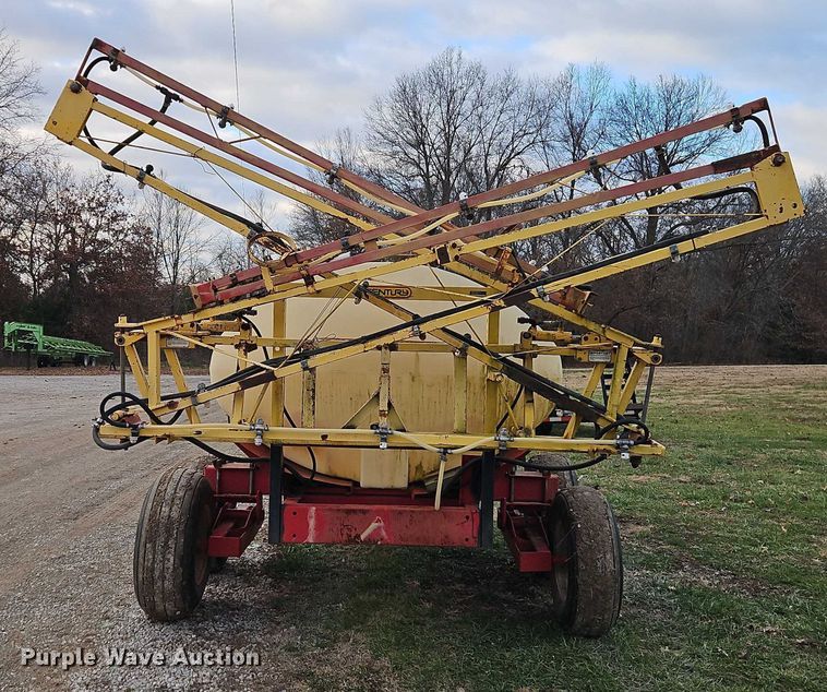 image for item EO4879 Hiniker Company sprayer