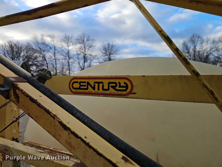 image for item EO4879 Hiniker Company sprayer