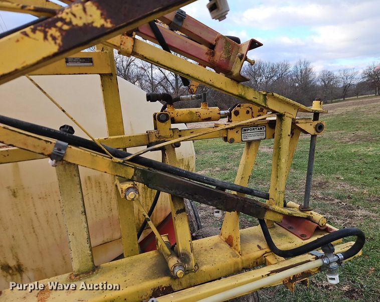 image for item EO4879 Hiniker Company sprayer