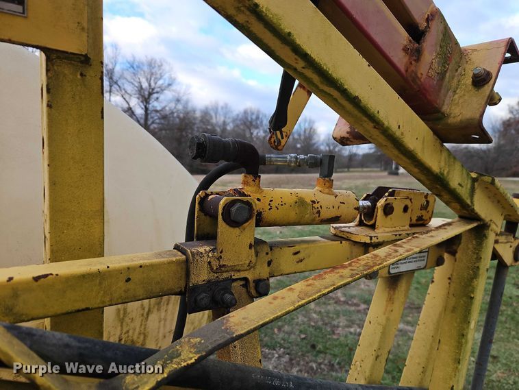 image for item EO4879 Hiniker Company sprayer