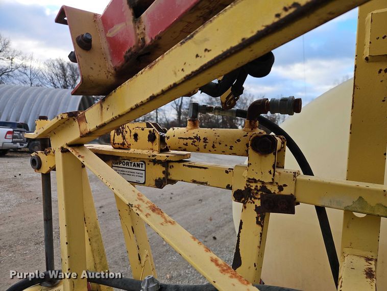 image for item EO4879 Hiniker Company sprayer