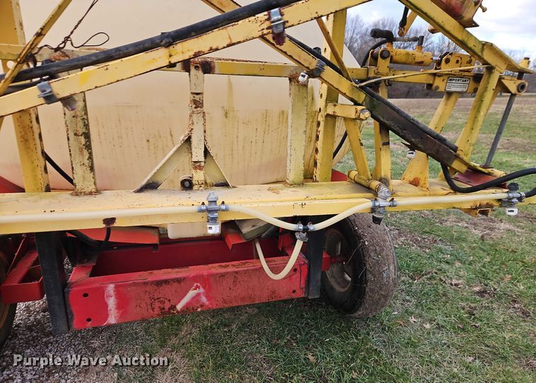 image for item EO4879 Hiniker Company sprayer