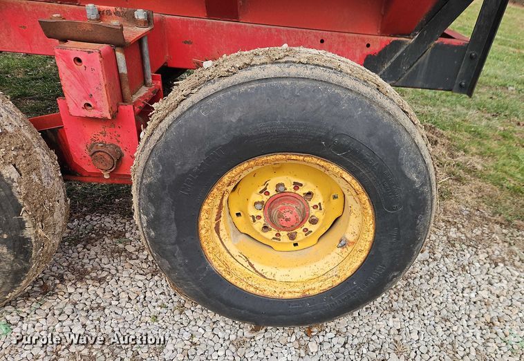 image for item EO4879 Hiniker Company sprayer