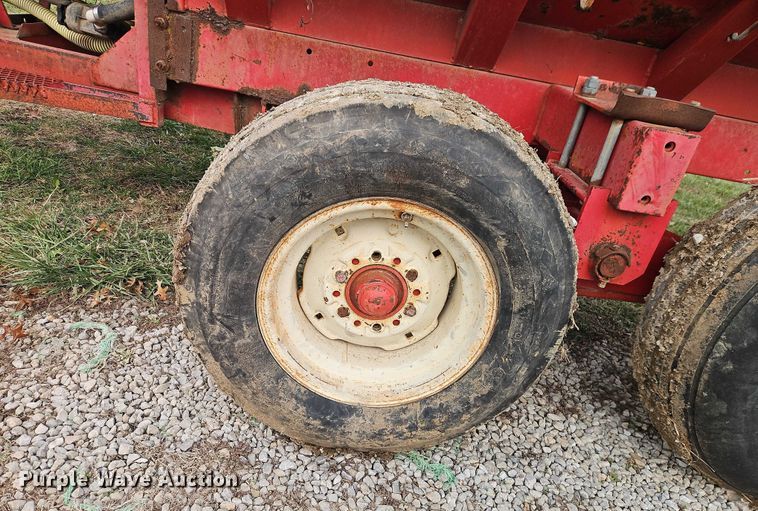 image for item EO4879 Hiniker Company sprayer